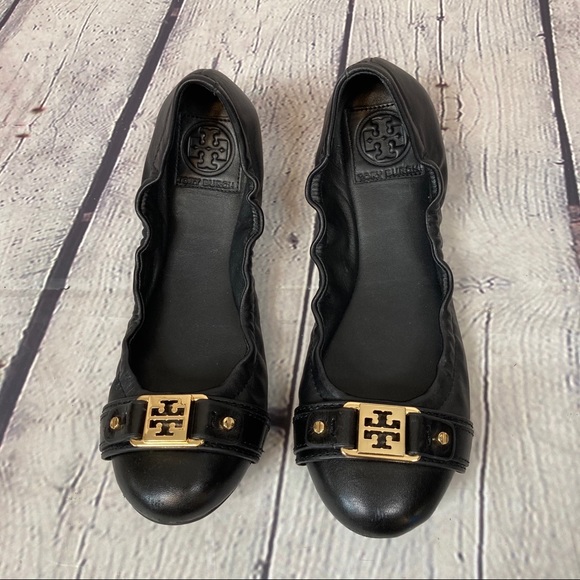 Tory Burch Black and Gold Ambrose Ballet Flats 7 - Picture 3 of 12